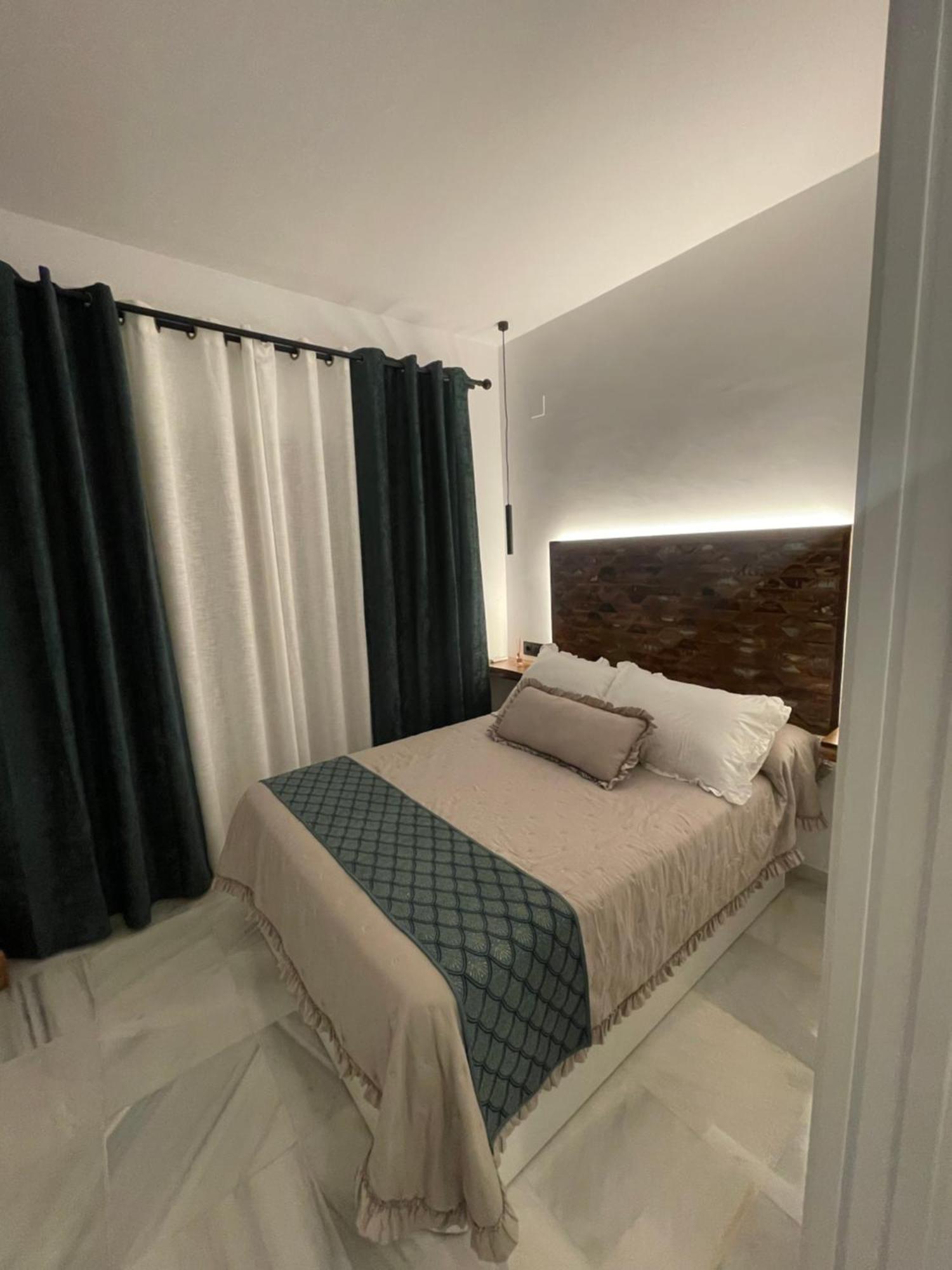 Wish Suite Ponce De Leon Siviglia Esterno foto